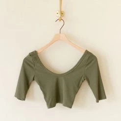 Audrey Featured Best Thing Mid Sleeve Crop Top