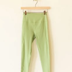 Featured Compressive High Rise Legging By Girlfriend Collective