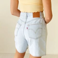 Featured Pleated Ribcage Denim Shorts By Levi's