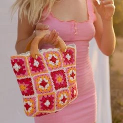 Street Level Crochet Floral Patter Purse Summer Collection