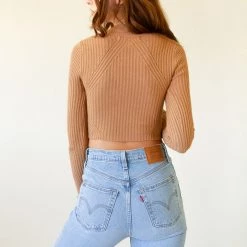 Dreamers Featured Electric Love Ribbed Crop Top