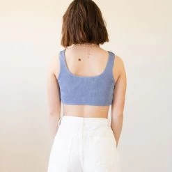 Twin Sister Be Alone Twist Crop Top