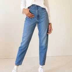 High Rise Loose Taper Jeans By Levi's